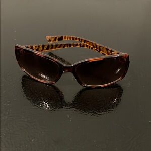 Stylish Tortoiseshell Sunglasses